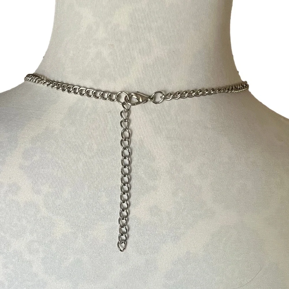 Elegant Faux Pearl Cluster Statement Necklace with Rhinestones